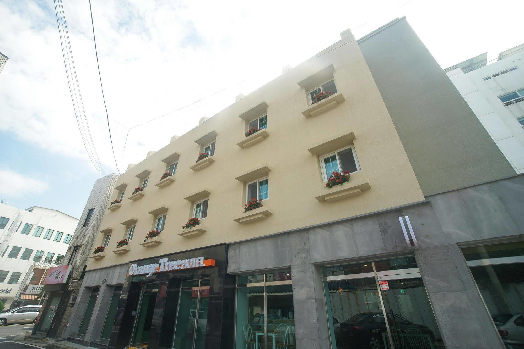 Orange Tree Hotel Čedžu Exteriér fotografie